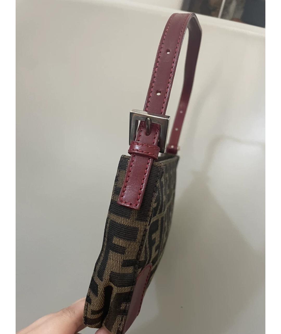 FENDI Коричневая кожаная сумка с короткими ручками, фото 4