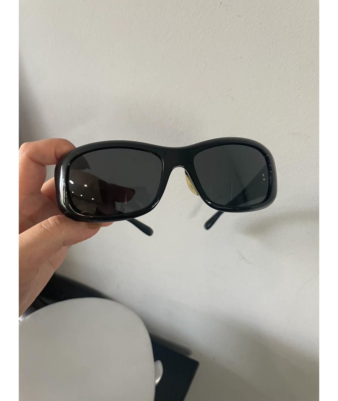 PRADA Черные пластиковые солнцезащитные очки, фото 6