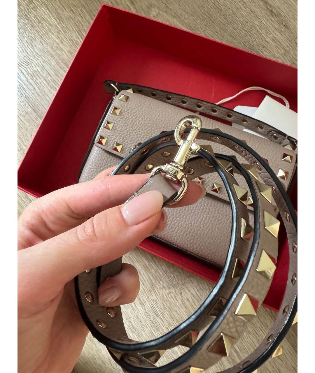 VALENTINO Бежевая кожаная сумка с короткими ручками, фото 6