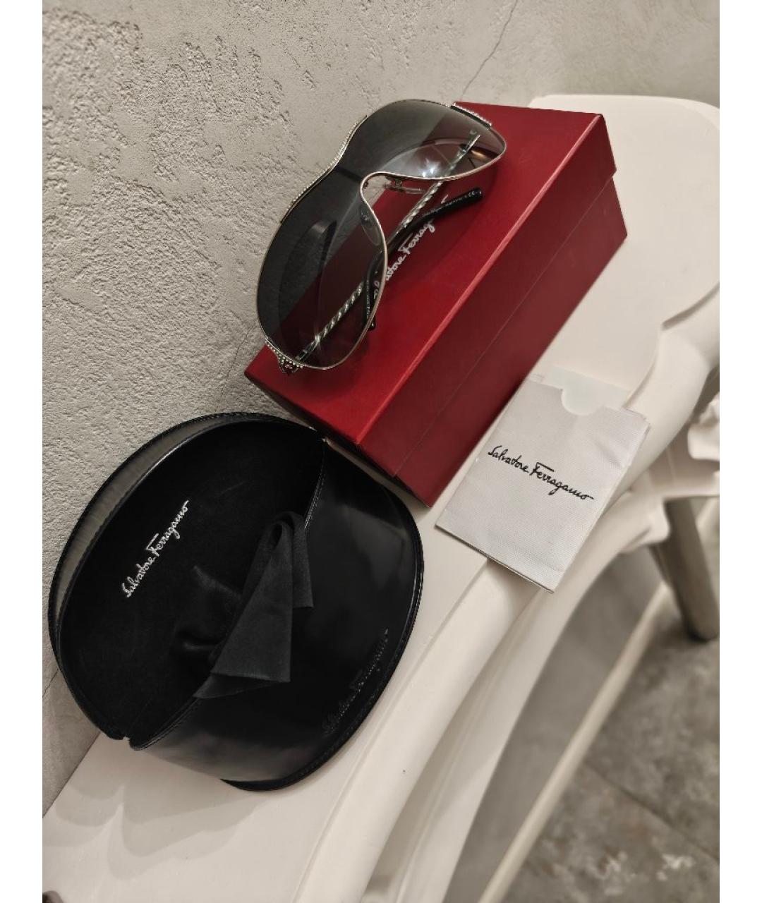 FERRAGAMO Серебряные металлические солнцезащитные очки, фото 5