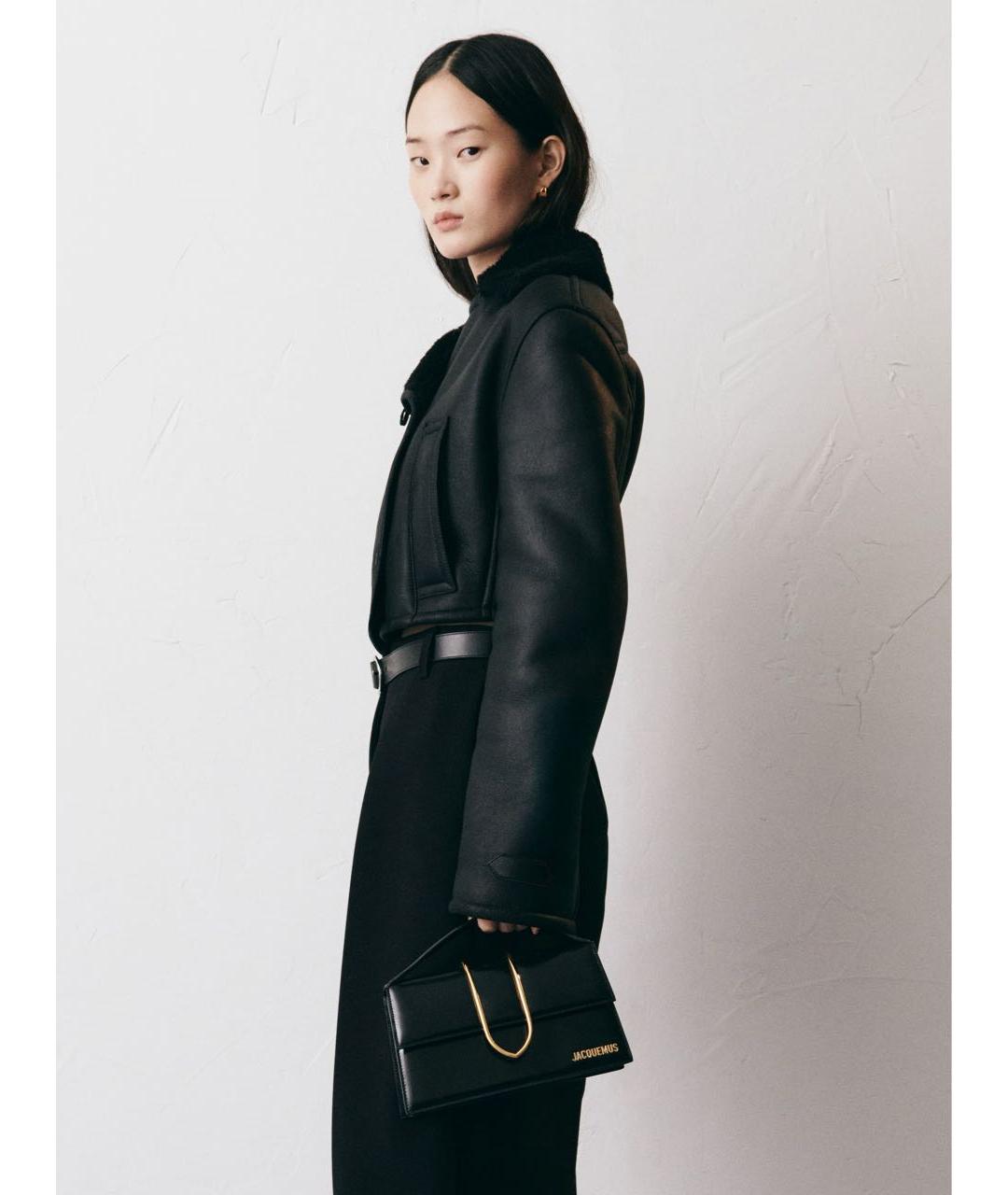 JACQUEMUS Черная сумка через плечо из лакированной кожи, фото 4