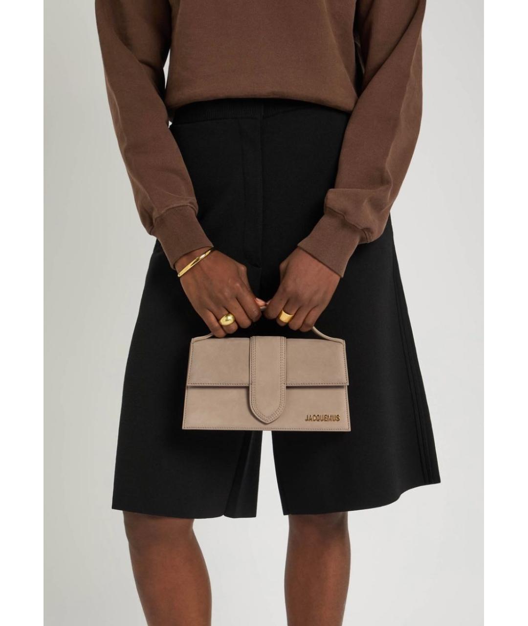 JACQUEMUS Бежевая замшевая сумка с короткими ручками, фото 3