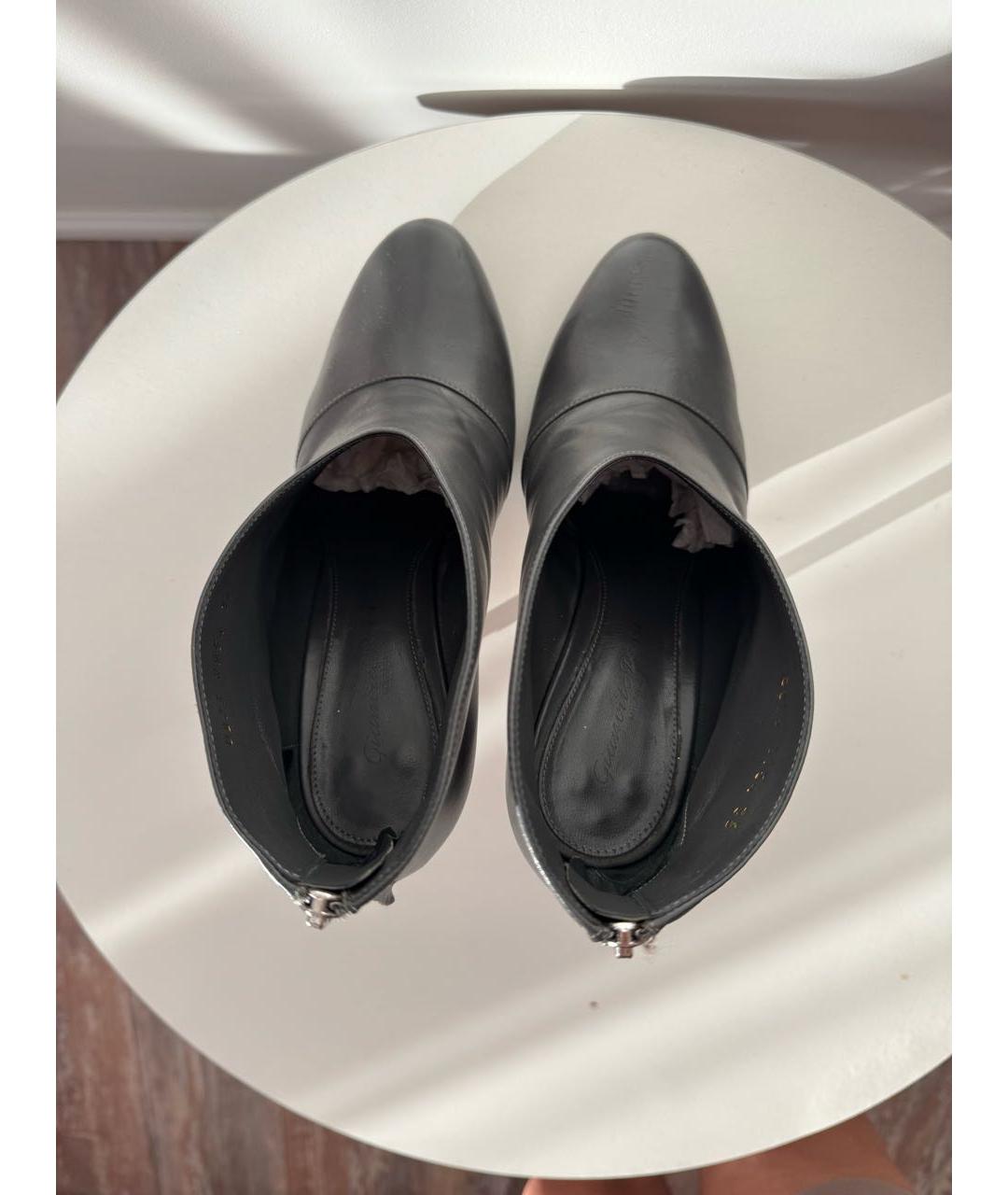 GIANVITO ROSSI Серые кожаные ботильоны, фото 3