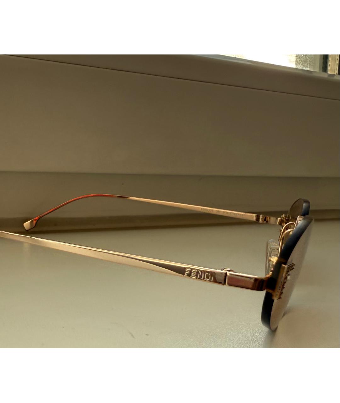 FENDI Золотые металлические солнцезащитные очки, фото 3