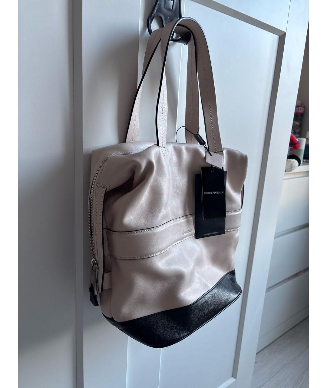 EMPORIO ARMANI Бежевая кожаная сумка с короткими ручками, фото 2