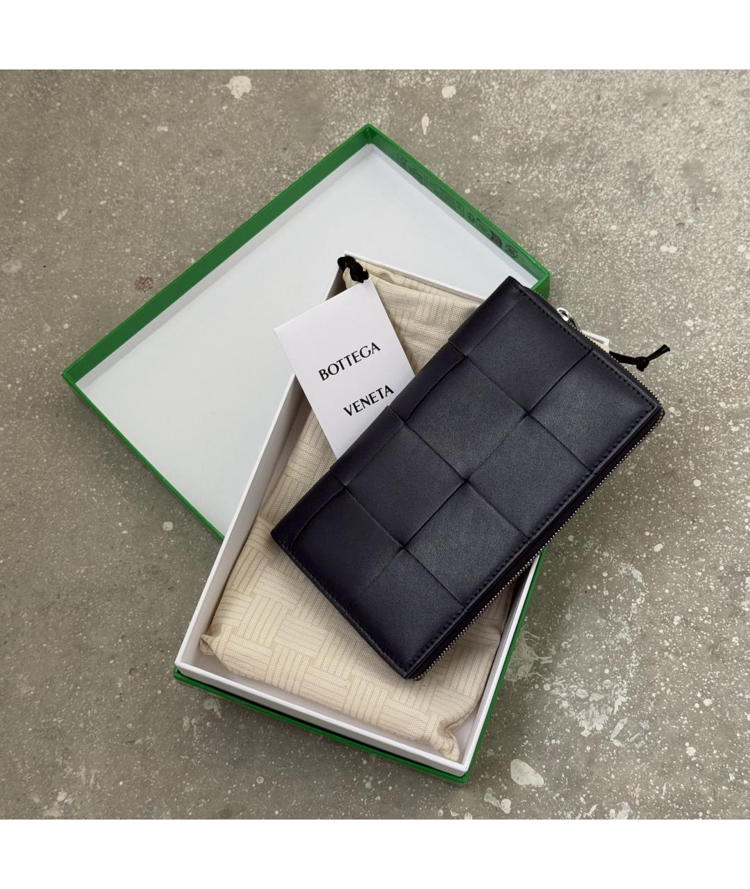 BOTTEGA VENETA Темно-синий кожаный кошелек, фото 7