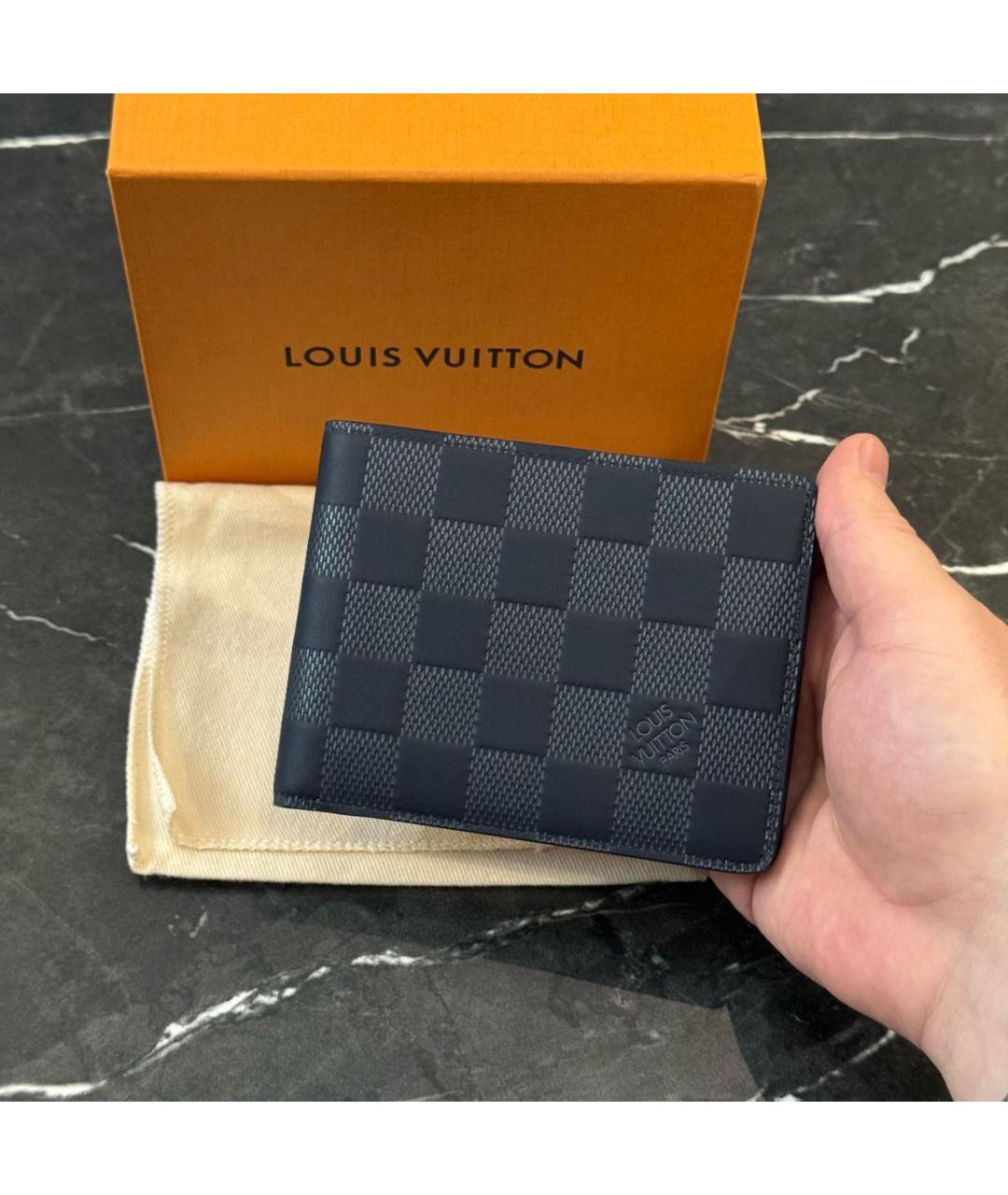 LOUIS VUITTON Темно-синий кожаный кошелек, фото 6