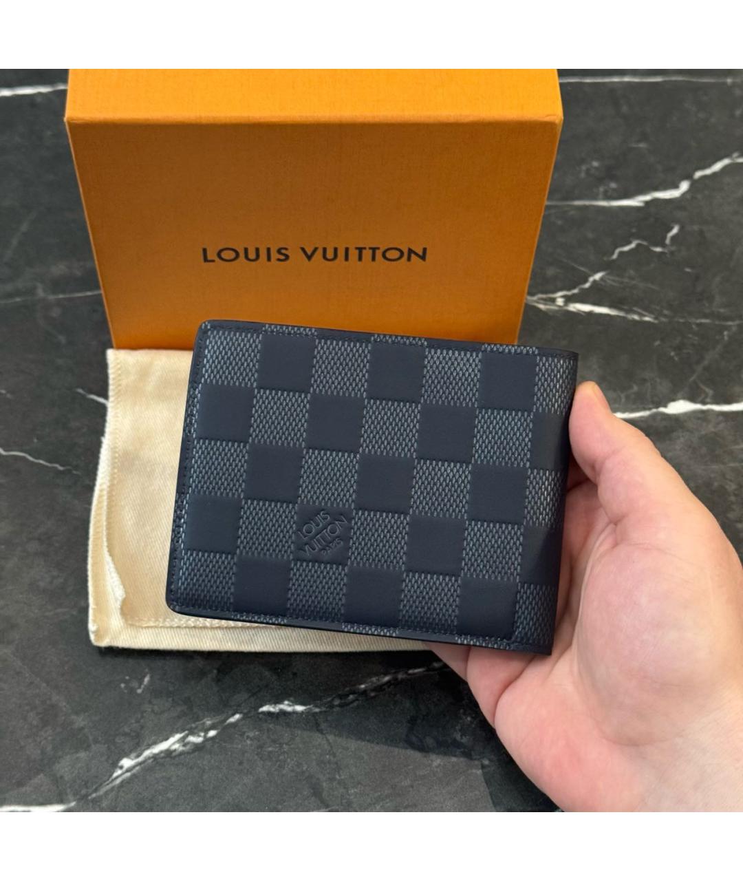 LOUIS VUITTON Темно-синий кожаный кошелек, фото 2