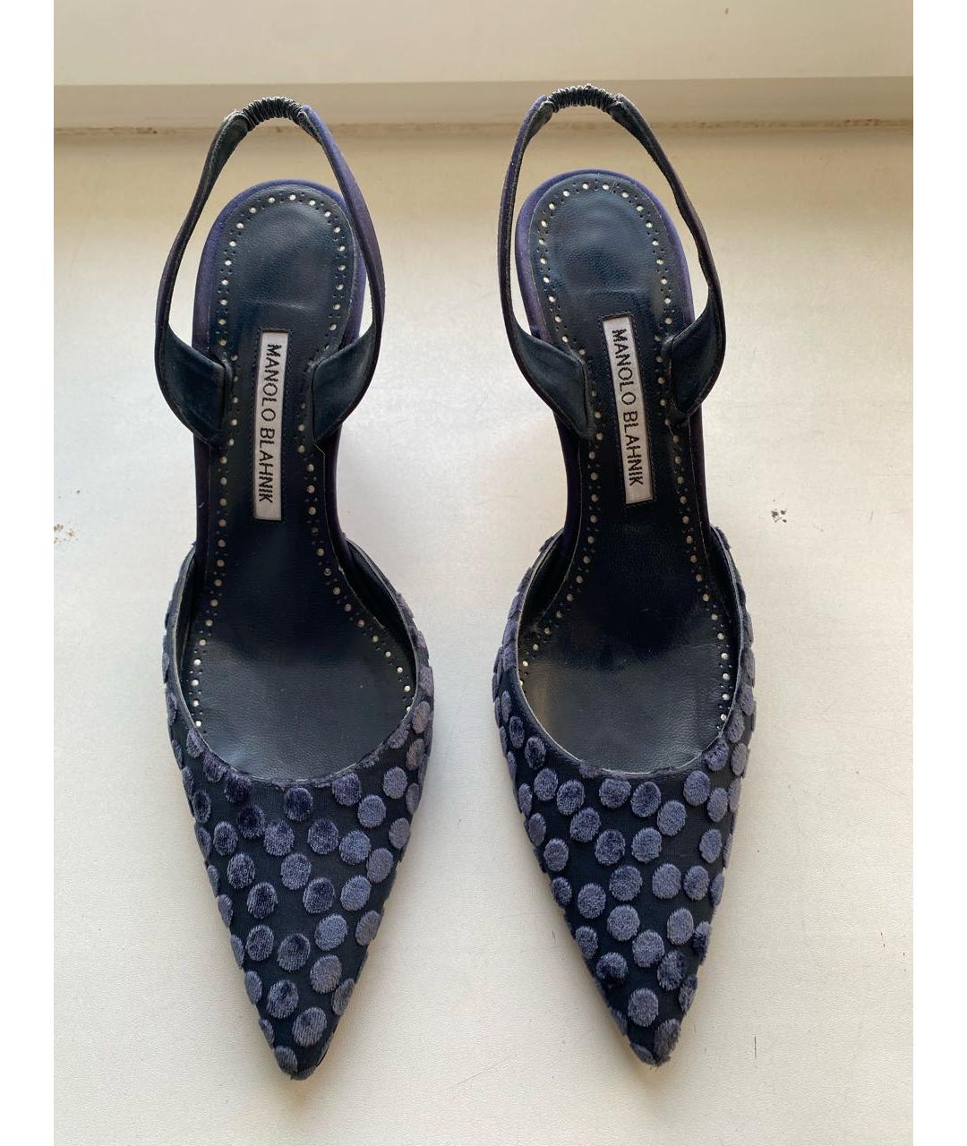 MANOLO BLAHNIK Темно-синие текстильные босоножки, фото 6