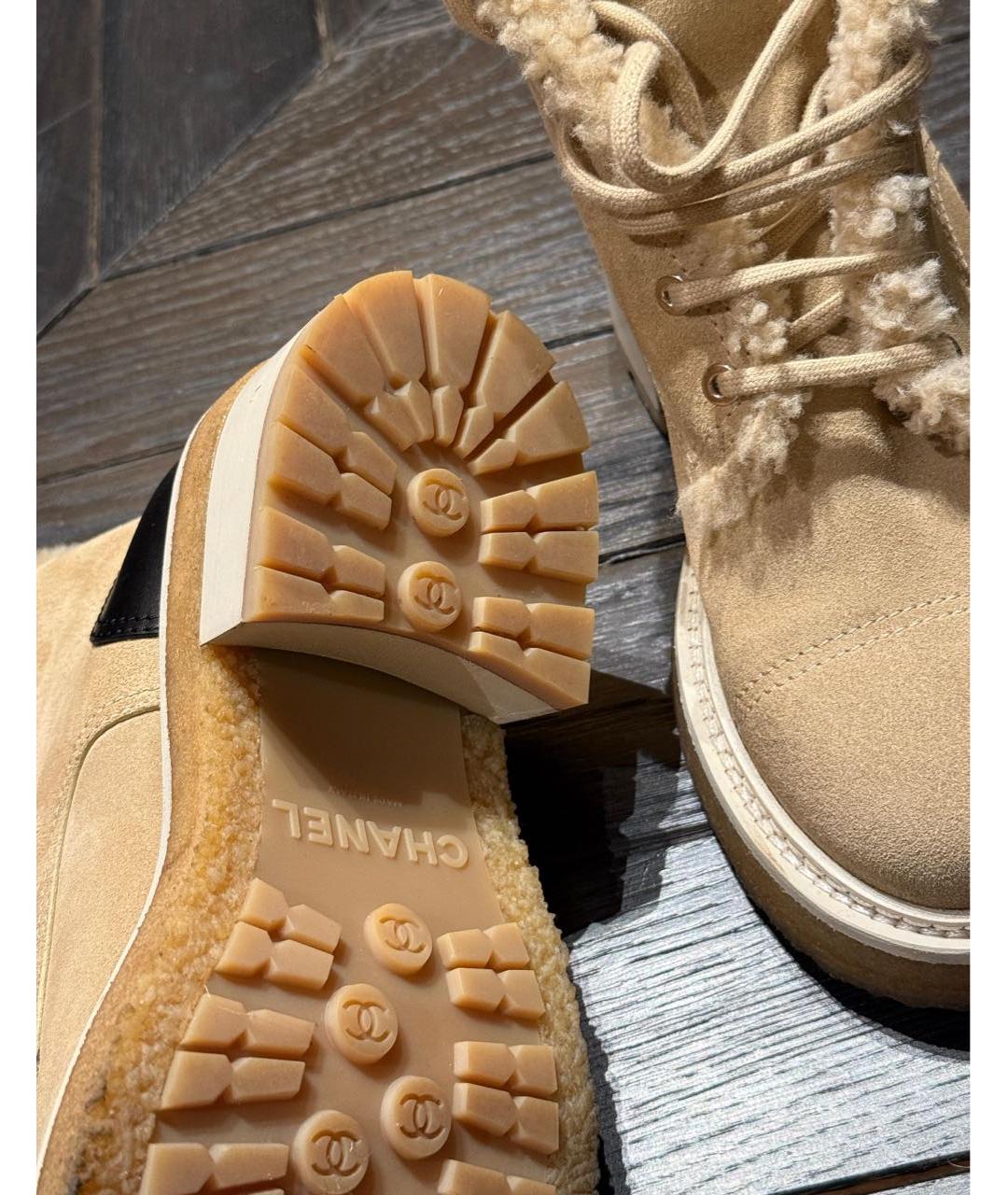 CHANEL Бежевые замшевые ботинки, фото 5
