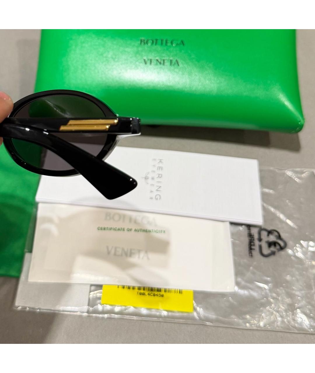 BOTTEGA VENETA Черные пластиковые солнцезащитные очки, фото 6