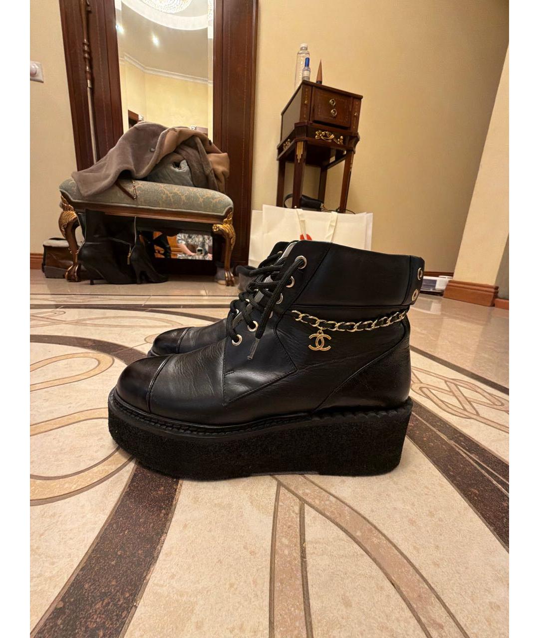 CHANEL Черные кожаные ботинки, фото 2