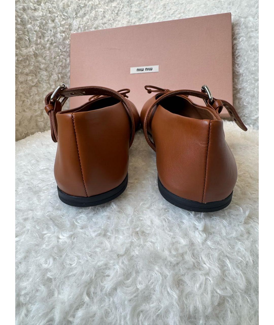 MIU MIU Коричневые кожаные балетки, фото 4