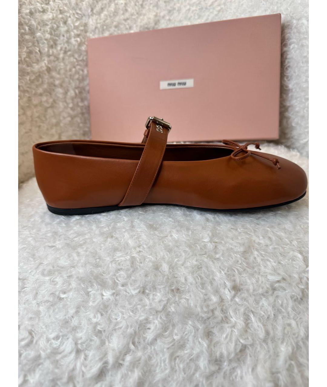 MIU MIU Коричневые кожаные балетки, фото 6