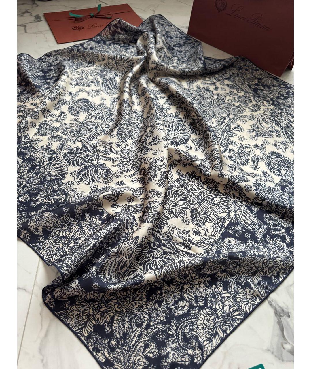 LORO PIANA Темно-синий шелковый платок, фото 3