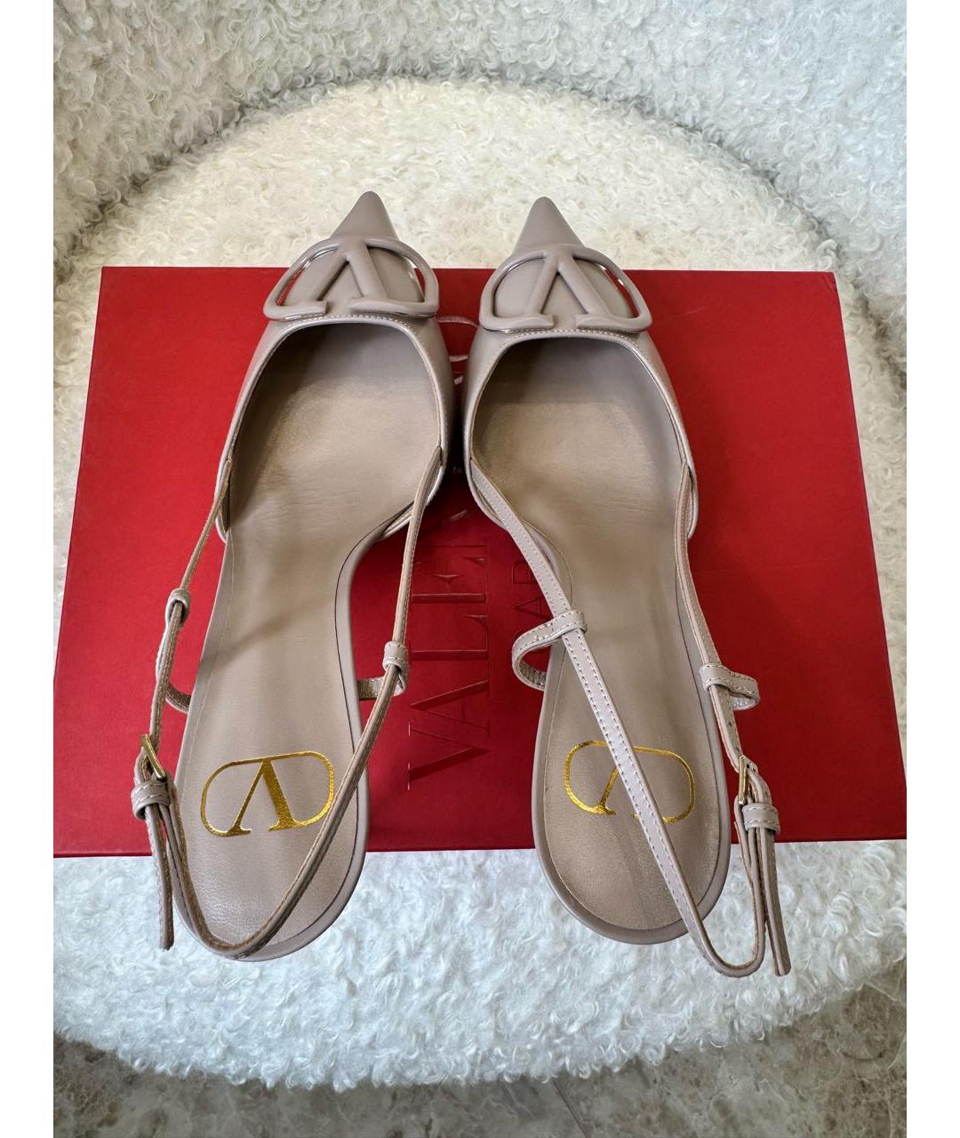 VALENTINO Бежевые кожаные туфли, фото 3