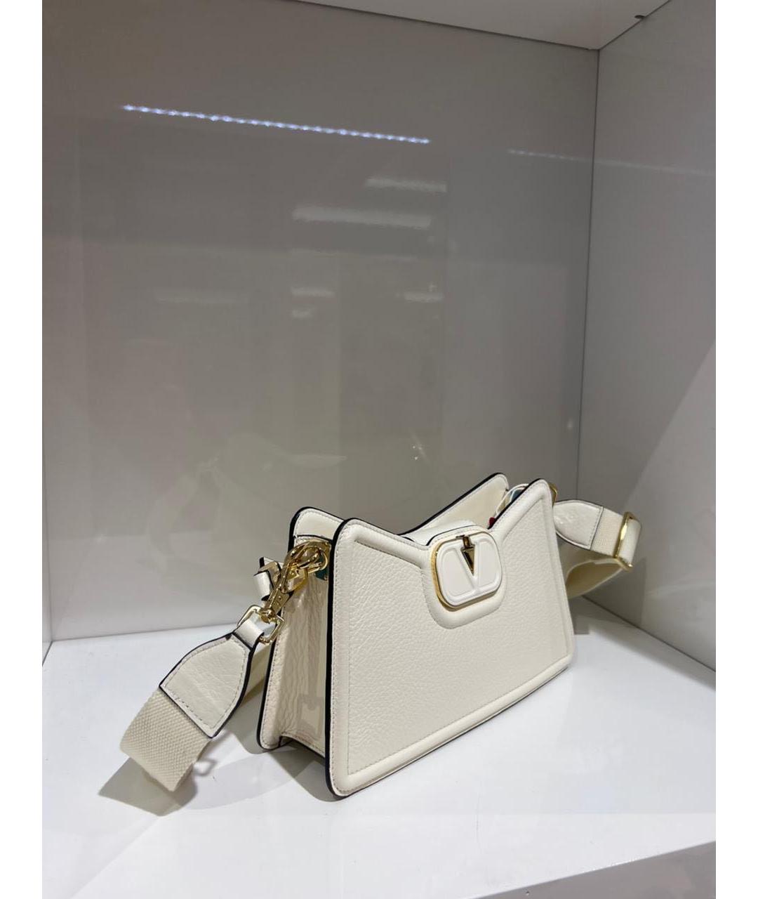 VALENTINO Бежевая кожаная сумка через плечо, фото 3
