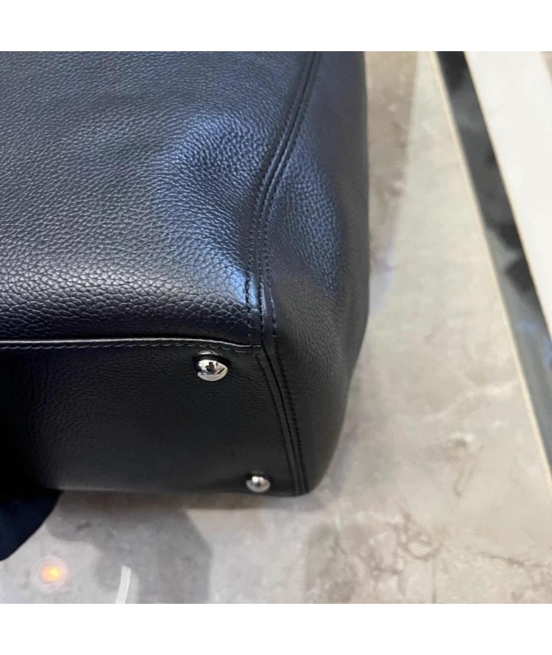 CHANEL Черная кожаная сумка с короткими ручками, фото 8