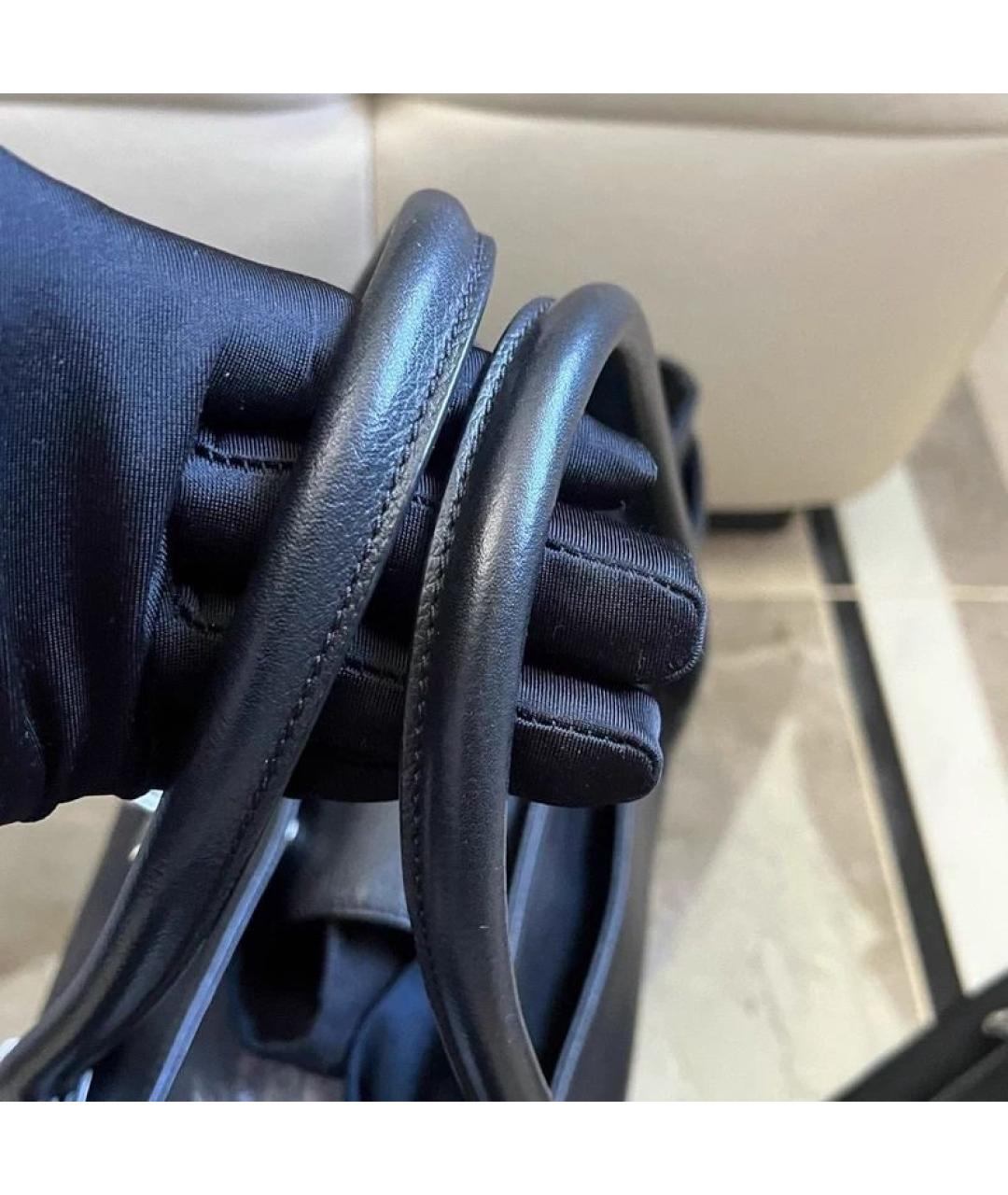 CHANEL Черная кожаная сумка с короткими ручками, фото 7