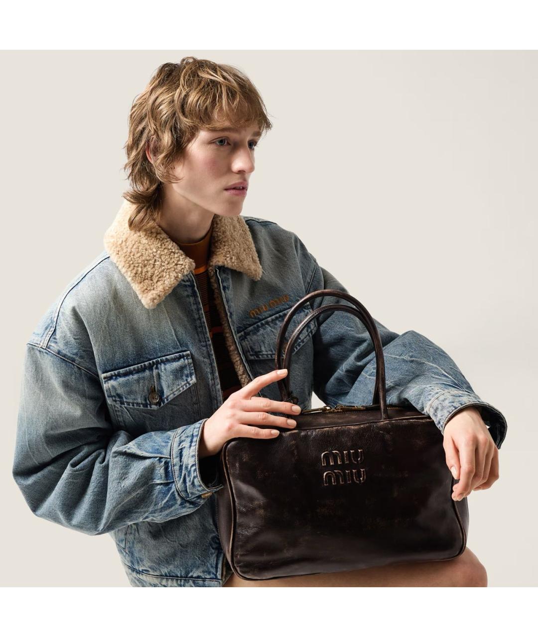 MIU MIU Коричневая кожаная сумка тоут, фото 2