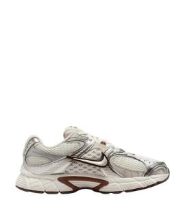 NIKE Низкие кроссовки / кеды