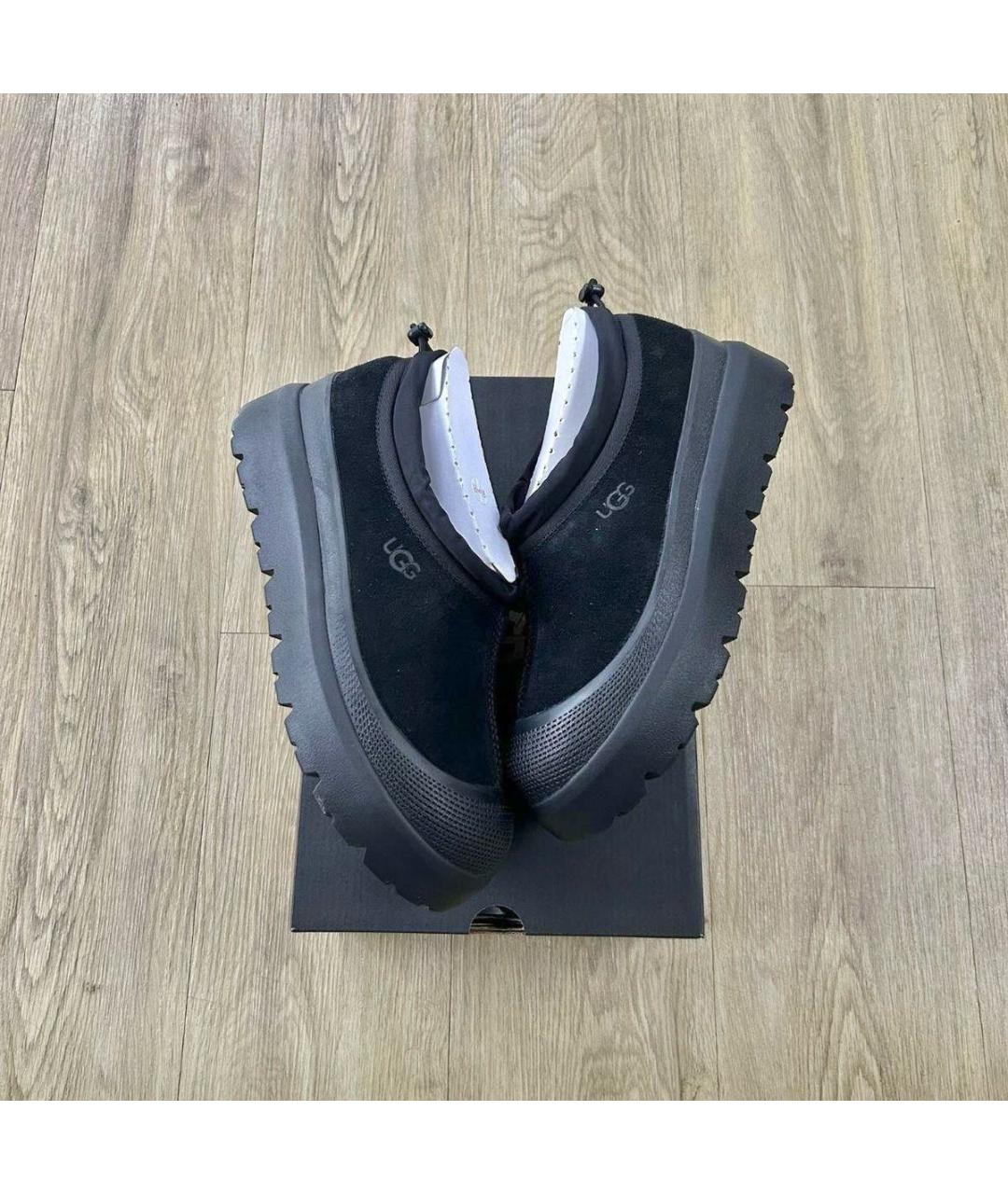 UGG AUSTRALIA Черные замшевые низкие ботинки, фото 2