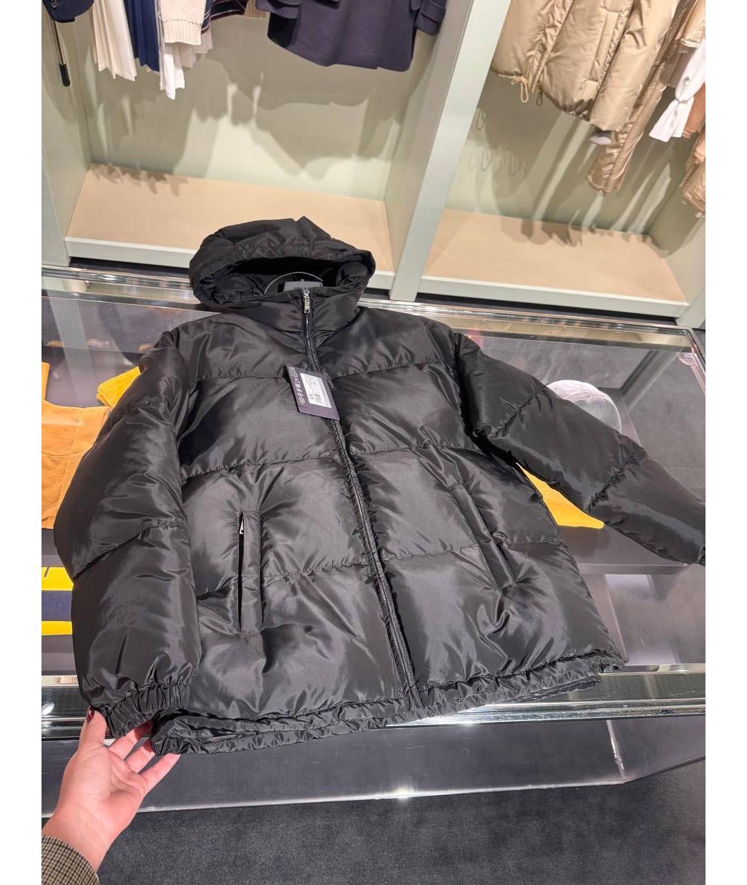 PRADA Черный полиуретановый пуховик, фото 6