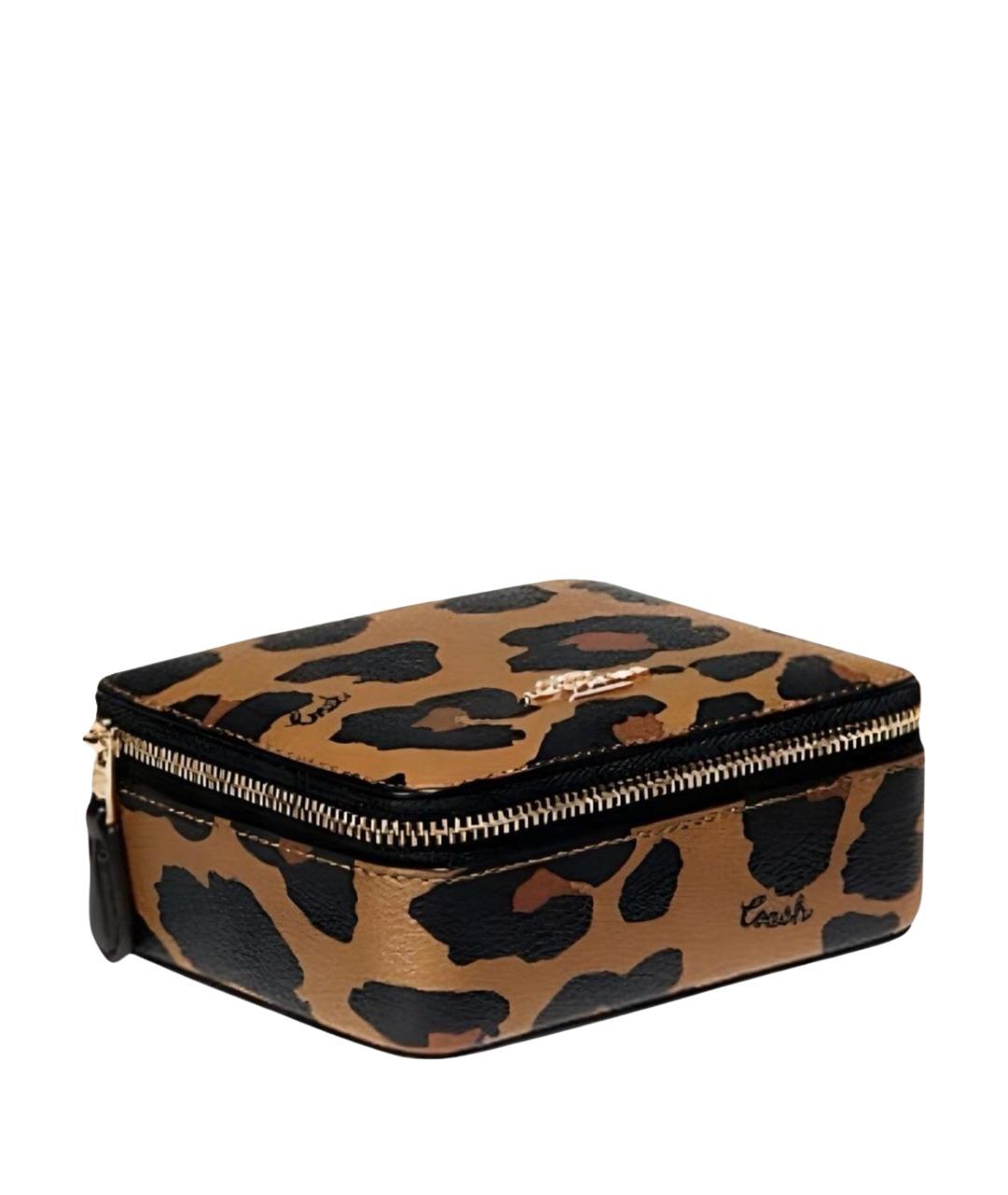 COACH Коричневая кожаная косметичка, фото 1