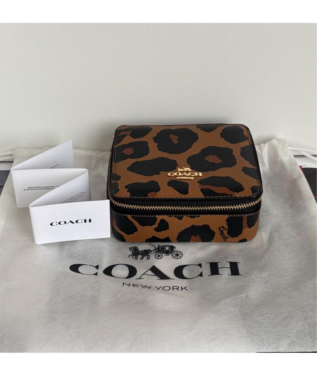COACH Коричневая кожаная косметичка, фото 2