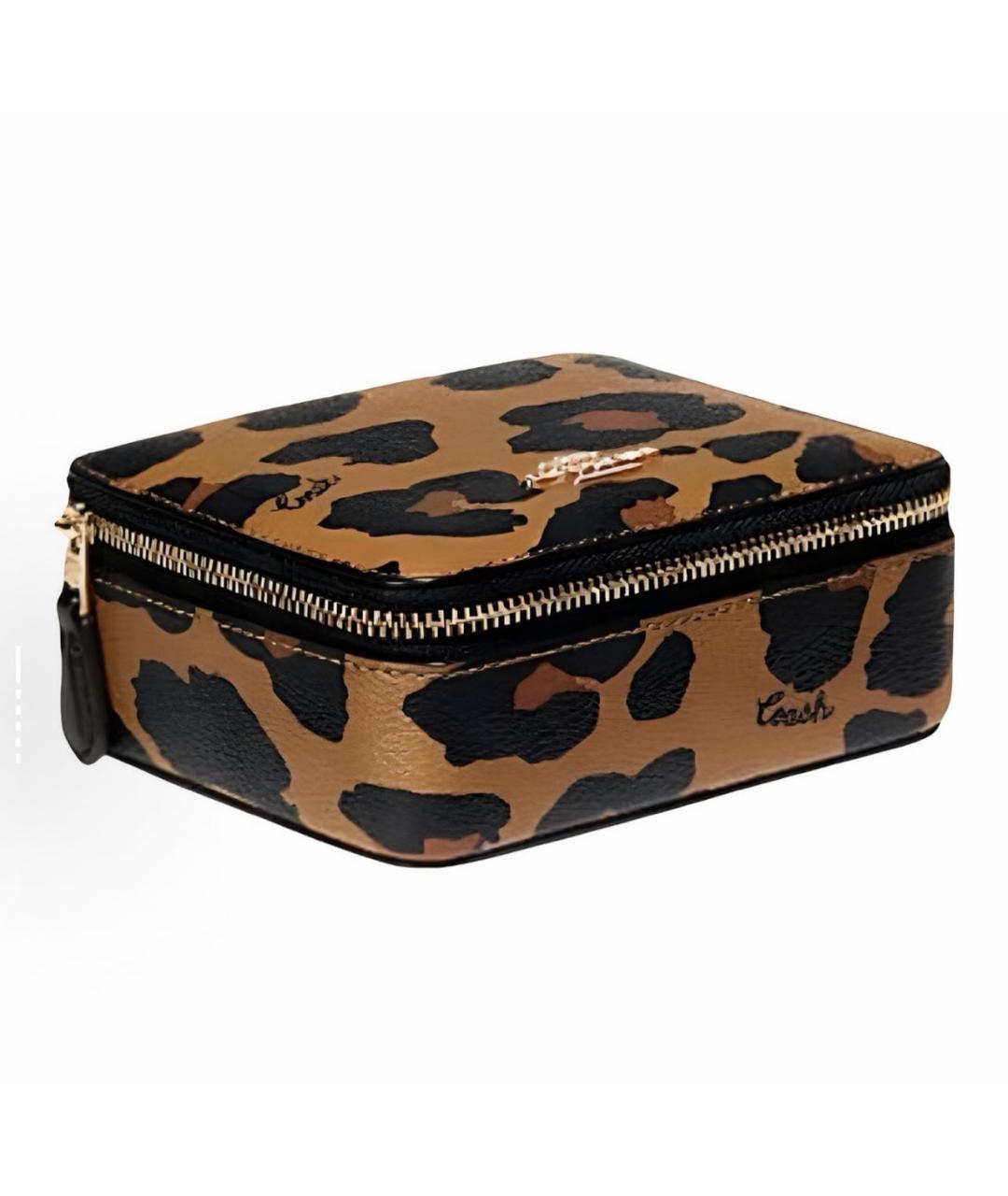 COACH Коричневая кожаная косметичка, фото 4