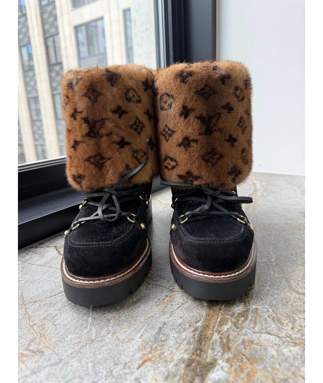 LOUIS VUITTON Черные замшевые ботинки, фото 2