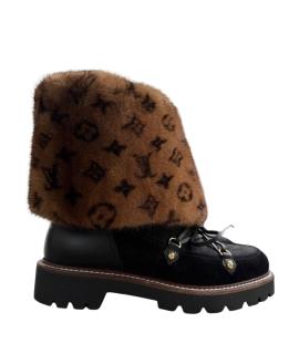 LOUIS VUITTON Ботинки