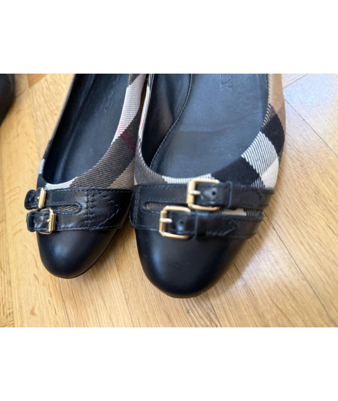 BURBERRY Бежевые кожаные балетки, фото 5