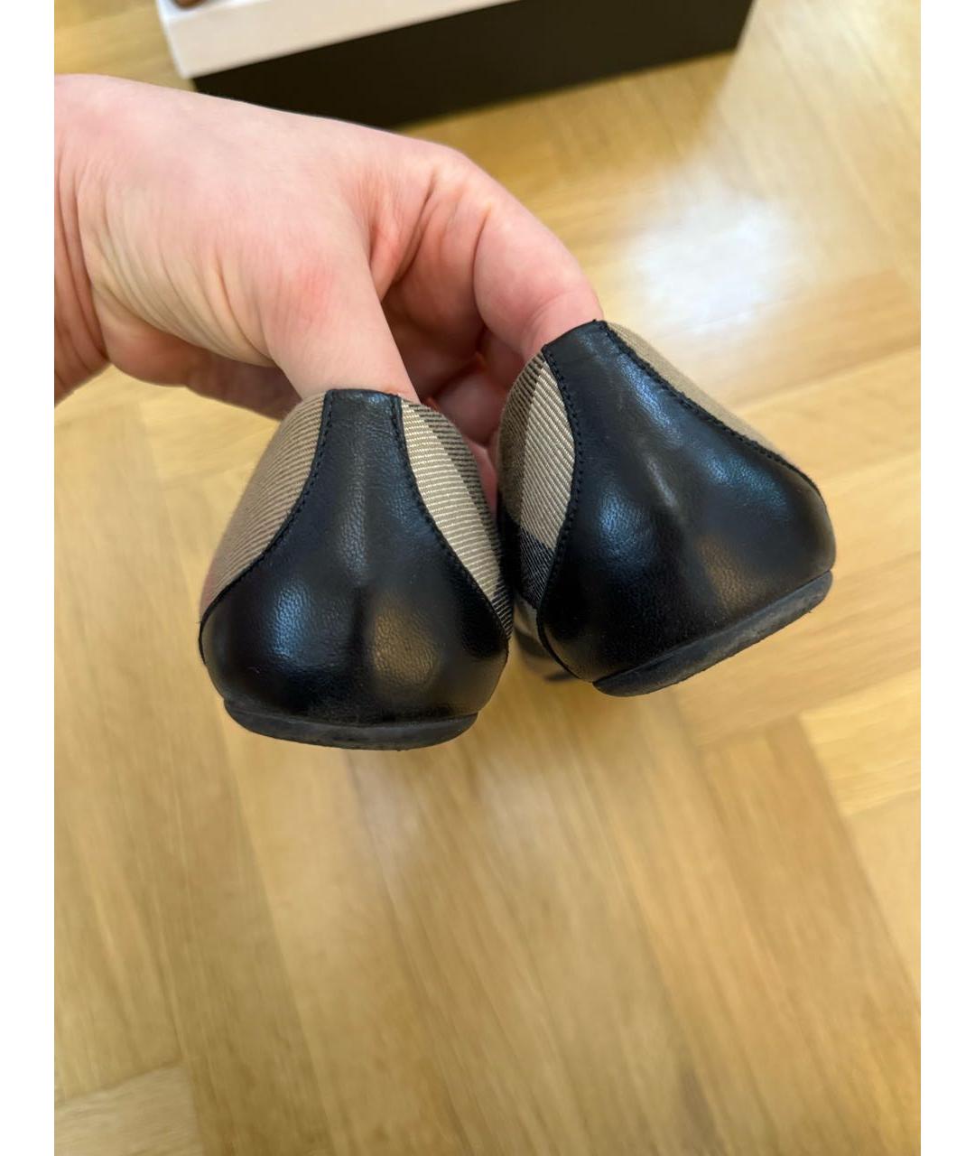 BURBERRY Бежевые кожаные балетки, фото 3