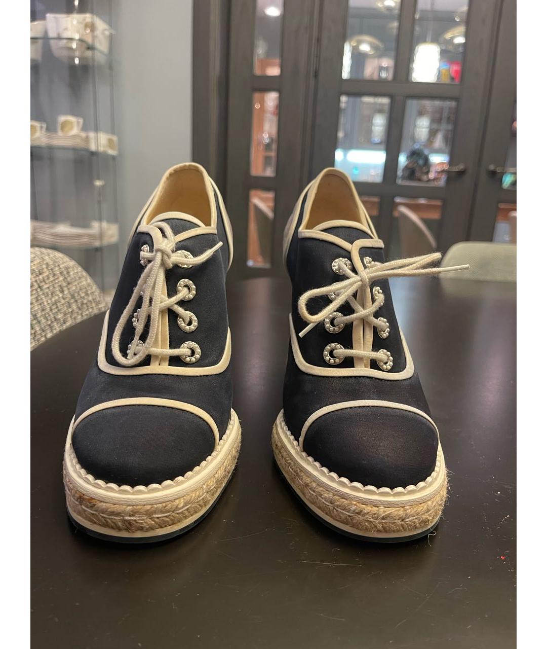 CHANEL Темно-синие текстильные кеды, фото 3