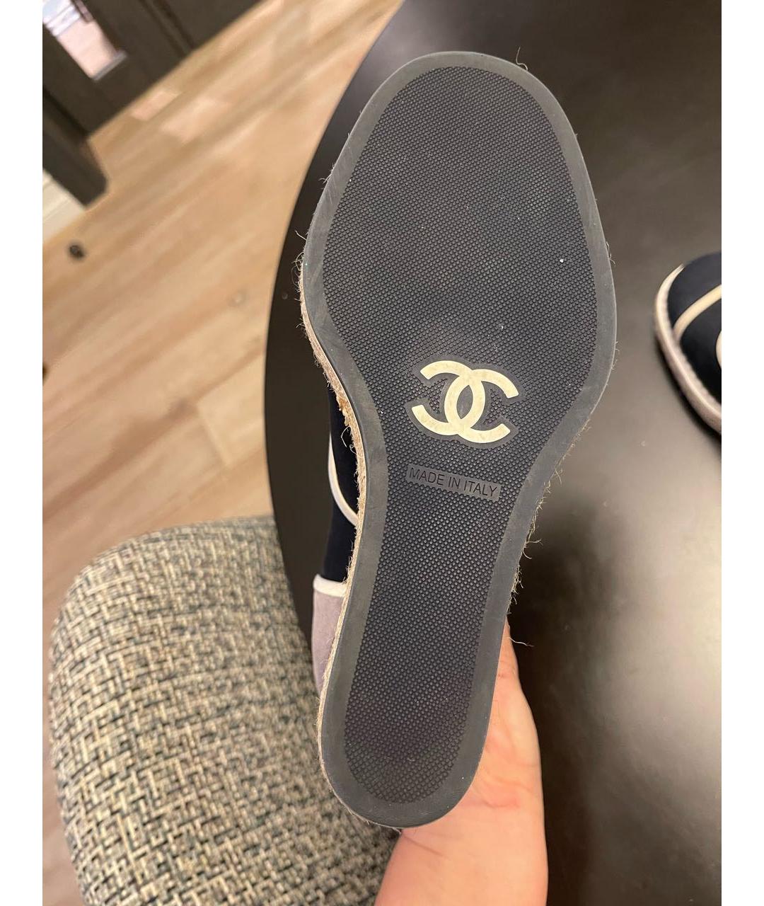 CHANEL Темно-синие текстильные кеды, фото 5