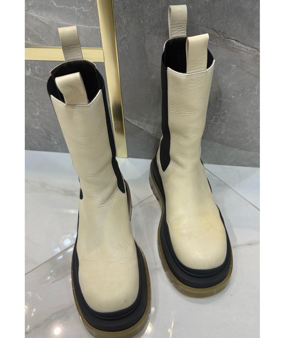 BOTTEGA VENETA Бежевые кожаные ботинки, фото 4