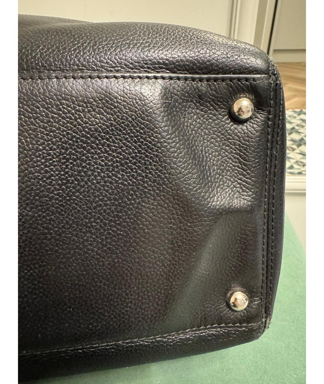 CHANEL Черная кожаная сумка с короткими ручками, фото 6