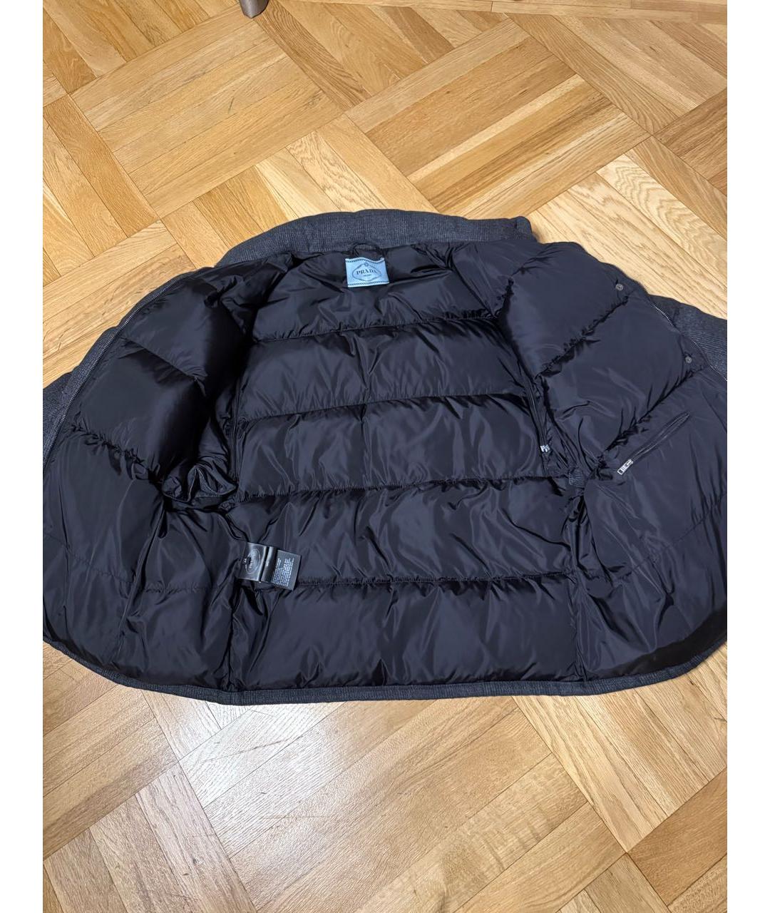 PRADA Черный шерстяной пуховик, фото 3