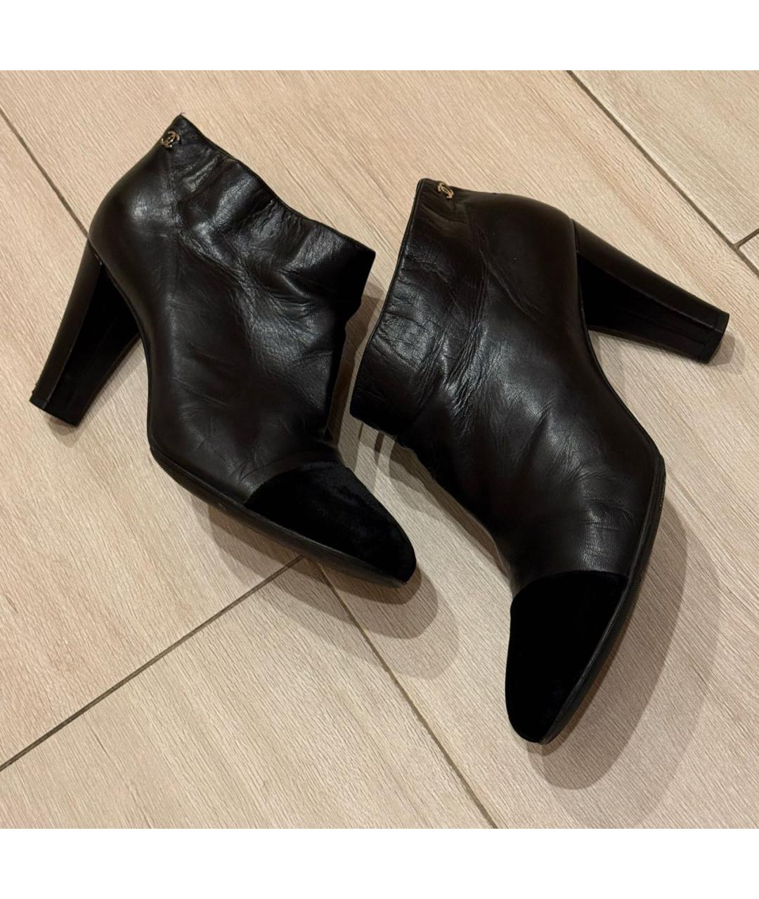 CHANEL Черные кожаные ботильоны, фото 2