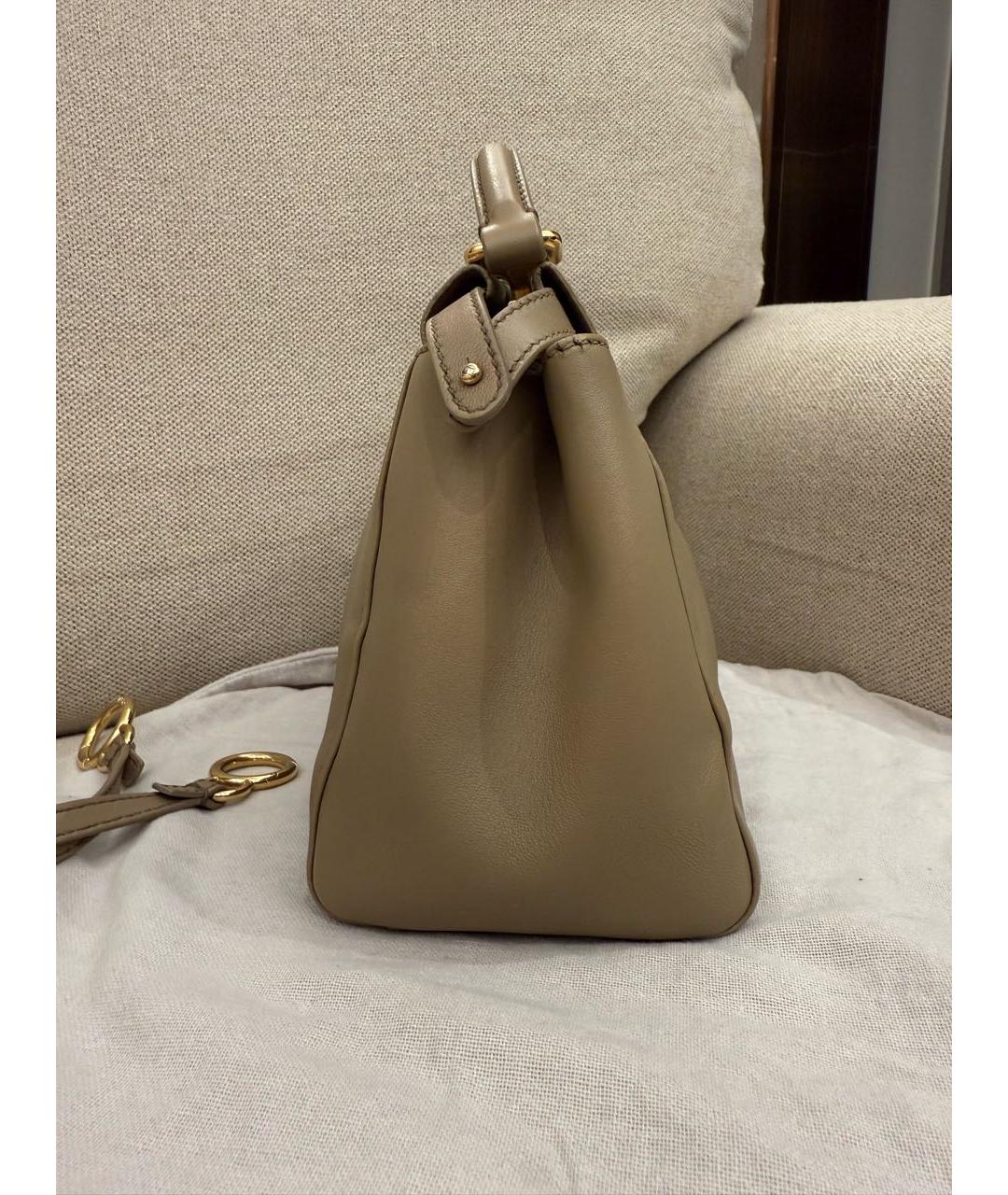 FENDI Бежевая кожаная сумка с короткими ручками, фото 6