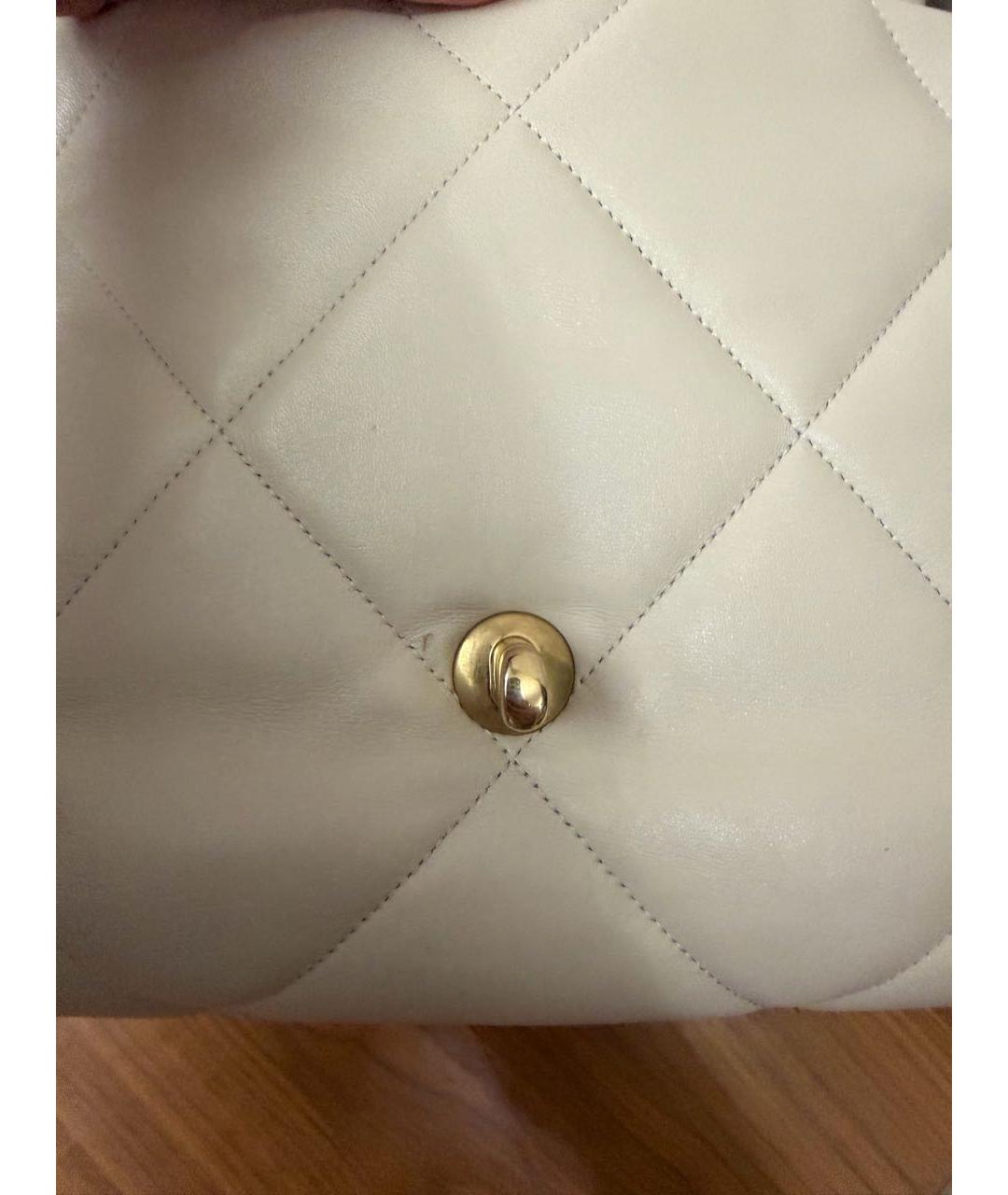 CHANEL Бежевая кожаная сумка с короткими ручками, фото 6