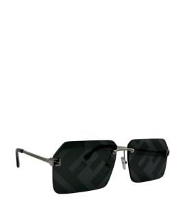 FENDI Солнцезащитные очки