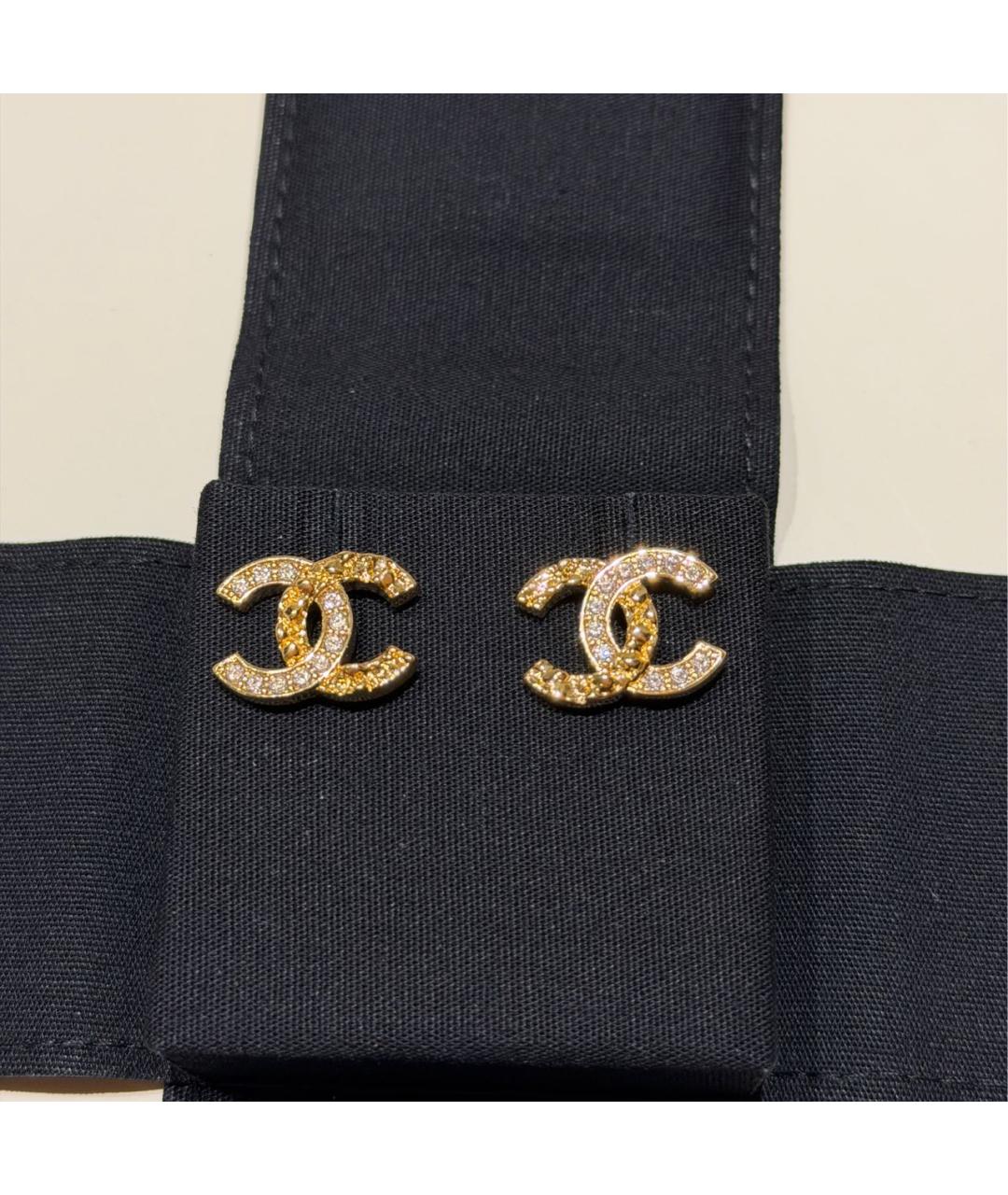 CHANEL Золотые металлические серьги, фото 7