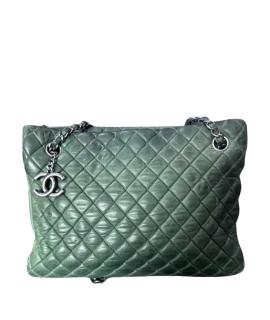 CHANEL Сумка с короткими ручками