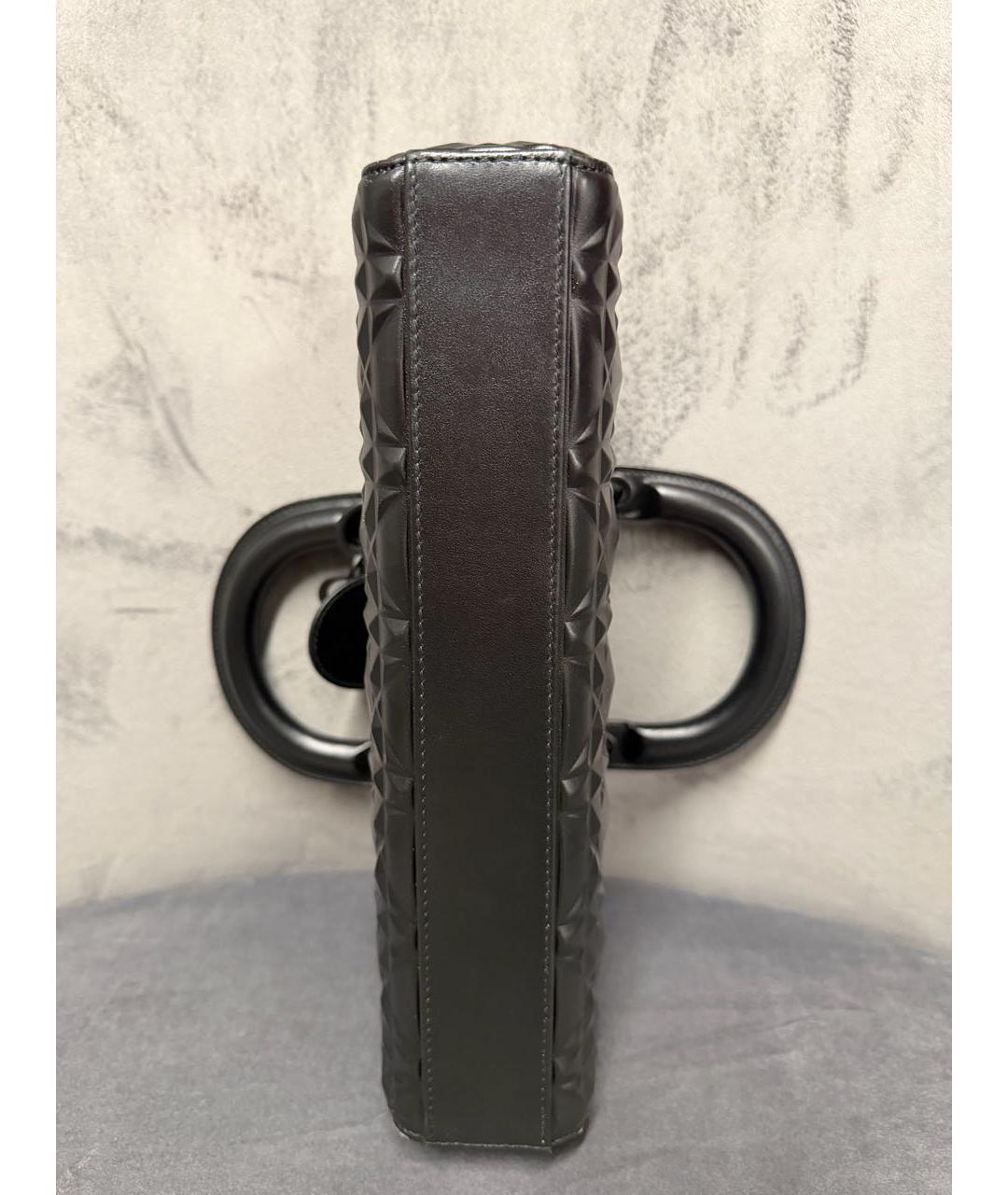 CHRISTIAN DIOR Черная сумка с короткими ручками из лакированной кожи, фото 5