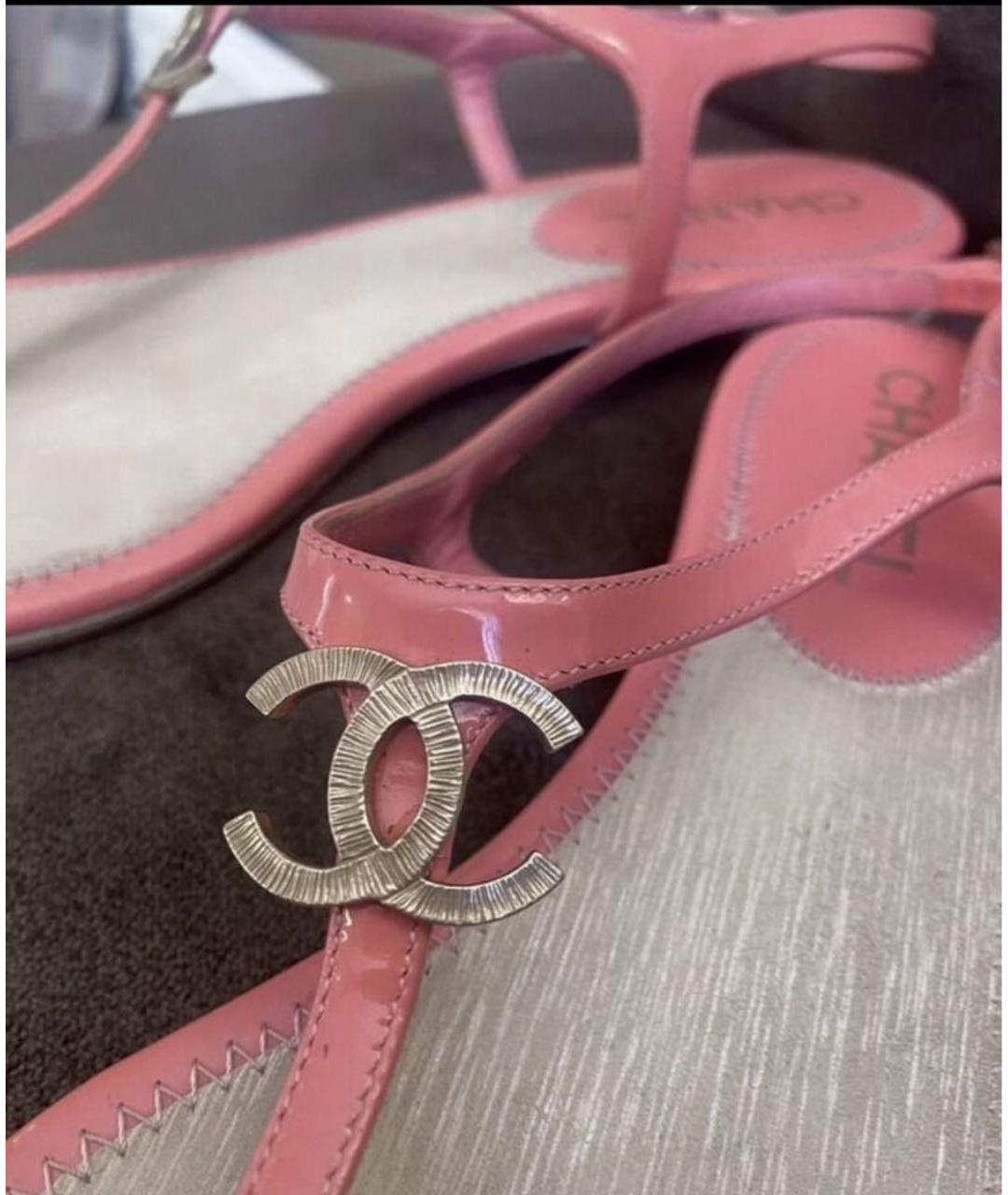 CHANEL Розовые сандалии из лакированной кожи, фото 5