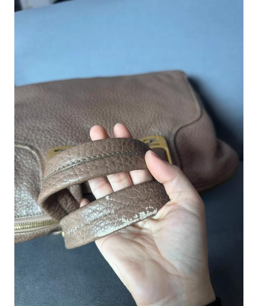 FENDI Коричневая кожаная сумка с короткими ручками, фото 7