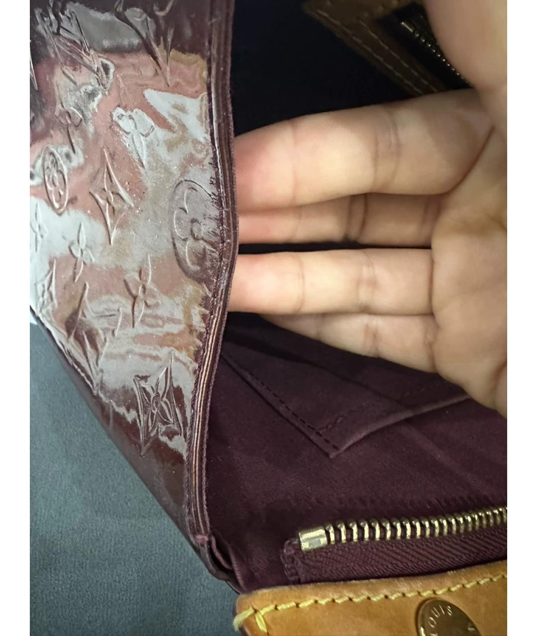 LOUIS VUITTON Коричневая сумка с короткими ручками из лакированной кожи, фото 5