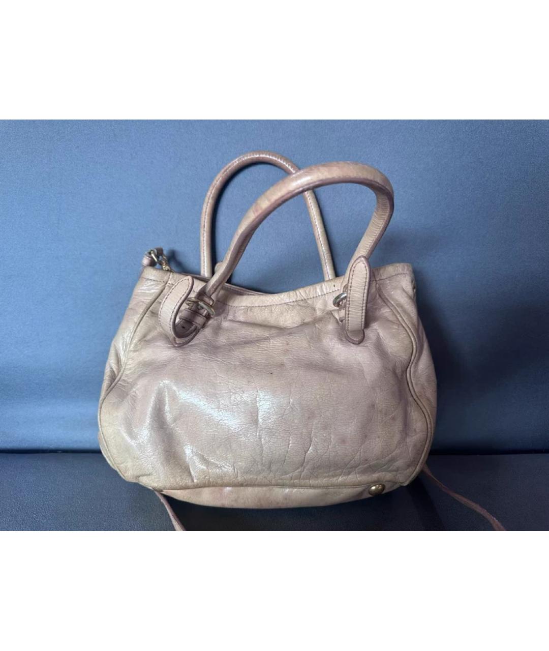 MIU MIU Бежевая кожаная сумка с короткими ручками, фото 2